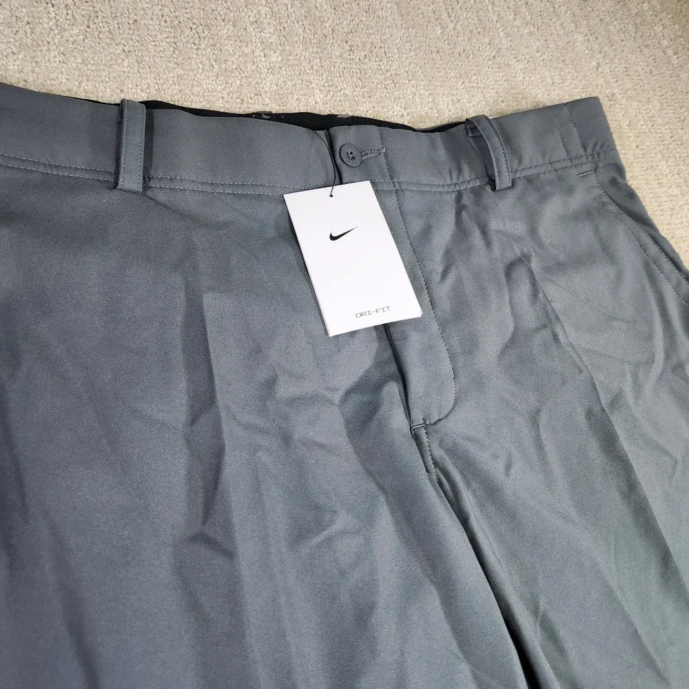 Nike Golf Pants Men 36x30 Flex Standard Fit Gray Elastic Waist Chino NEW